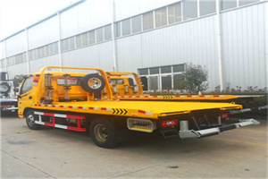 盐边附近拖车救援搭电